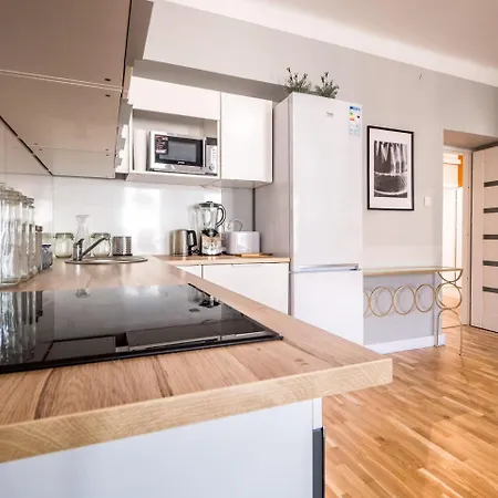 Apartment White 4rooms - Center