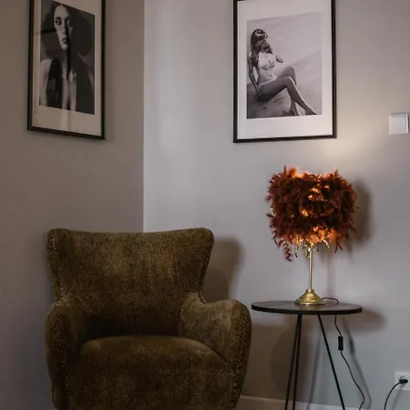 White 4rooms - Center Apartment Warsaw