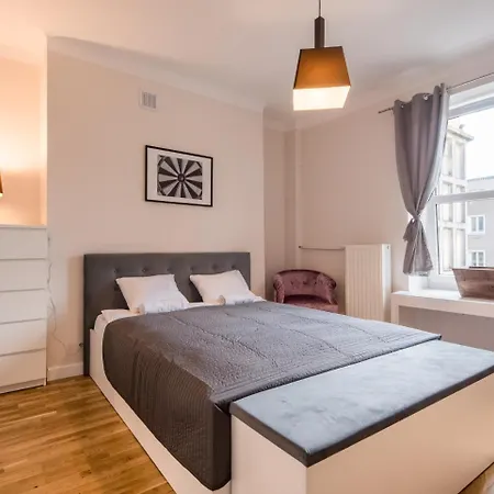 White 4rooms - Center Apartment