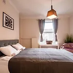 White 4rooms - Center Apartment