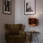 White 4rooms - Center Apartment Warsaw